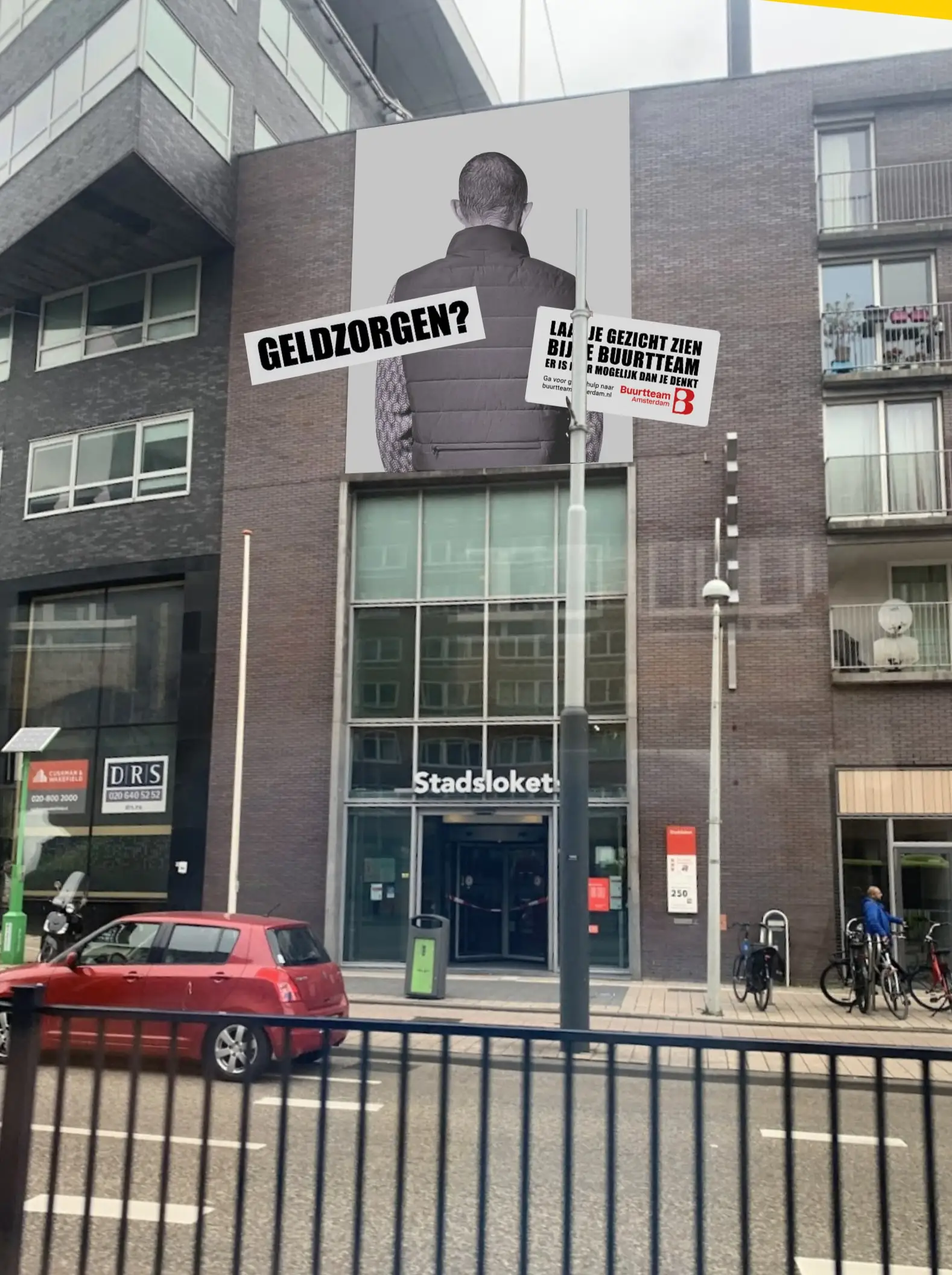 Buurtteam-posters bij het Stadsloket